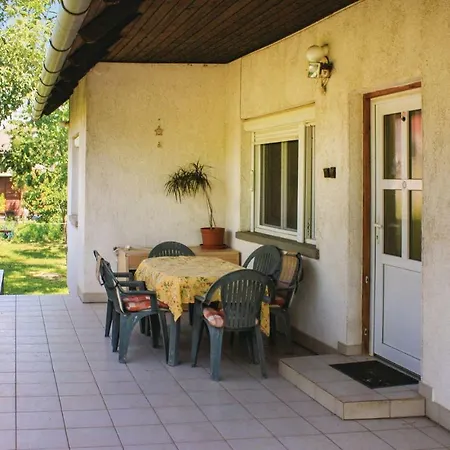 Nice In W/ Wifi And 3 Bedrooms Apartment *