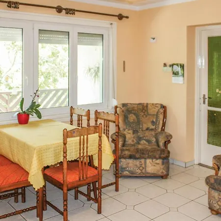 Nice In W/ Wifi And 3 Bedrooms *